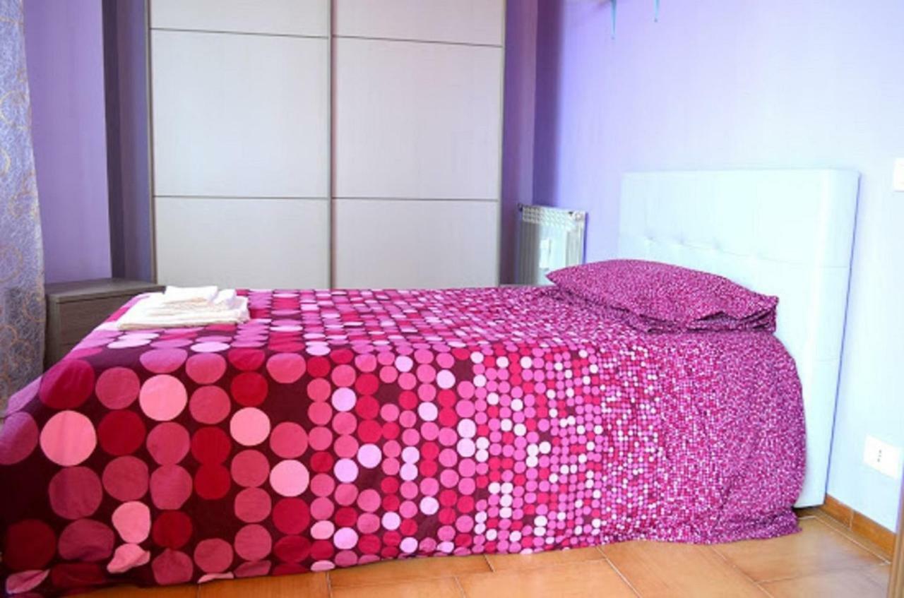 B&B Le Tre Rose Di Maria 佩达拉 外观 照片
